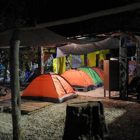 Hostal Y Camping Las G Bacalar Exteriör bild
