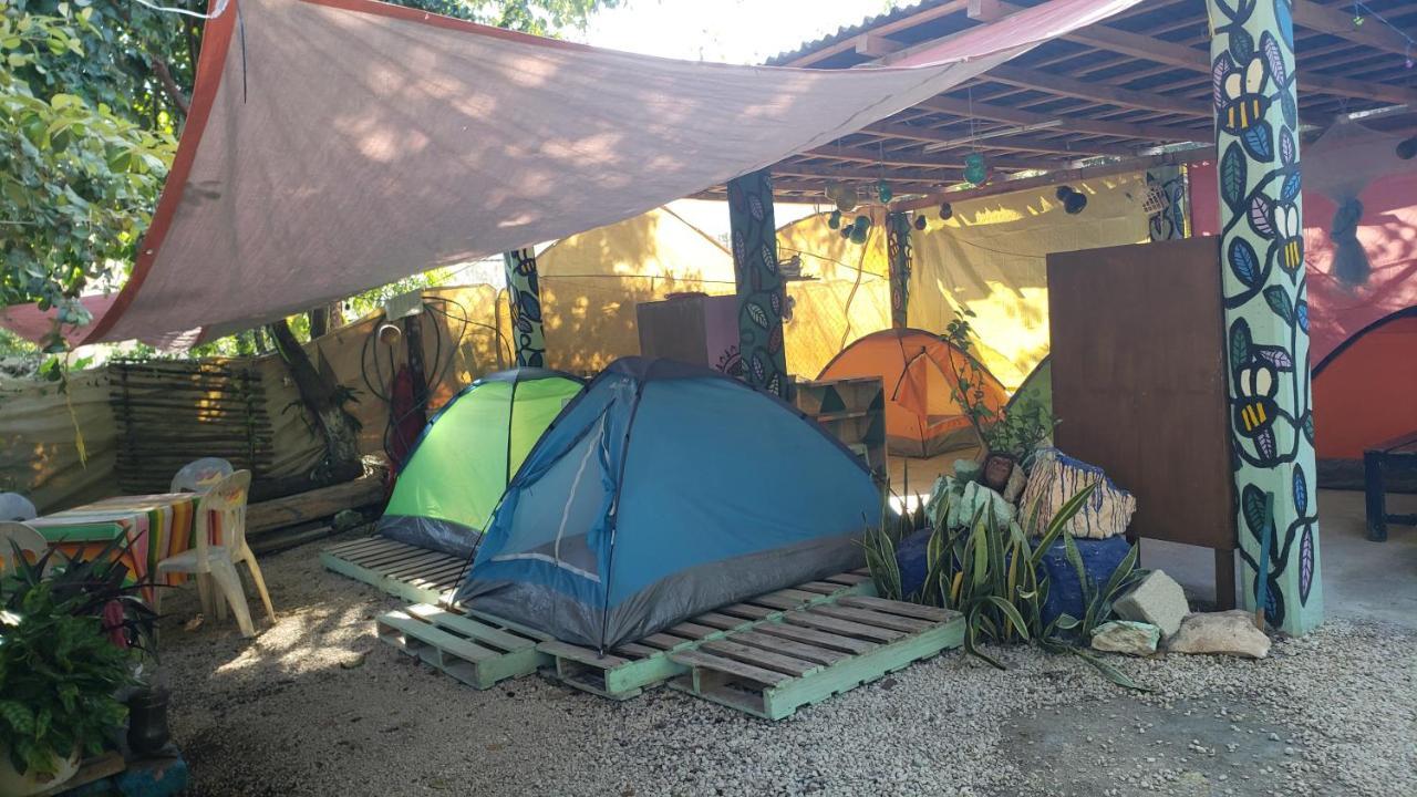 Hostal Y Camping Las G Bacalar Exteriör bild