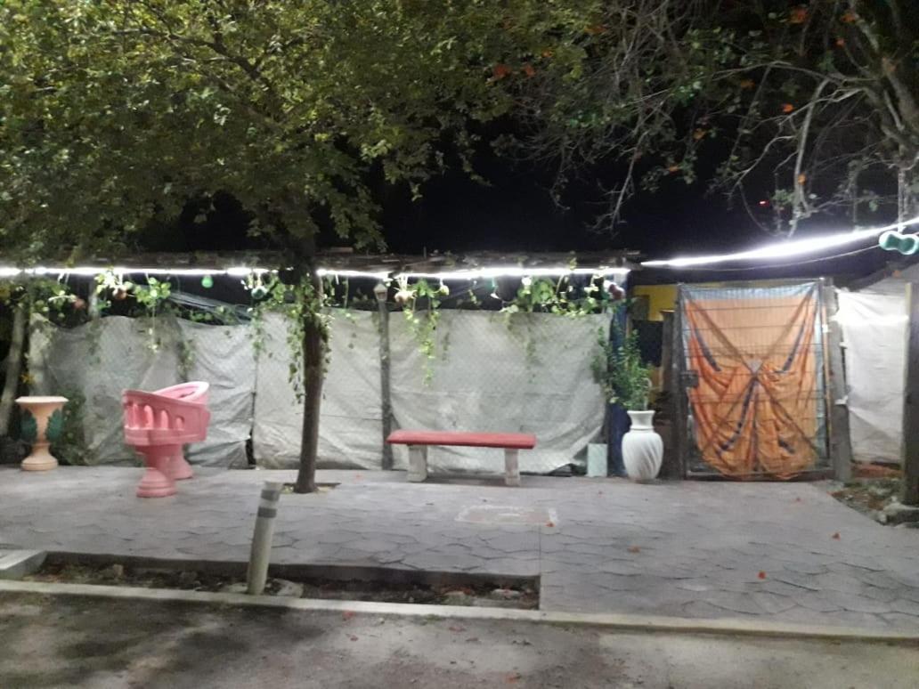Hostal Y Camping Las G Bacalar Exteriör bild