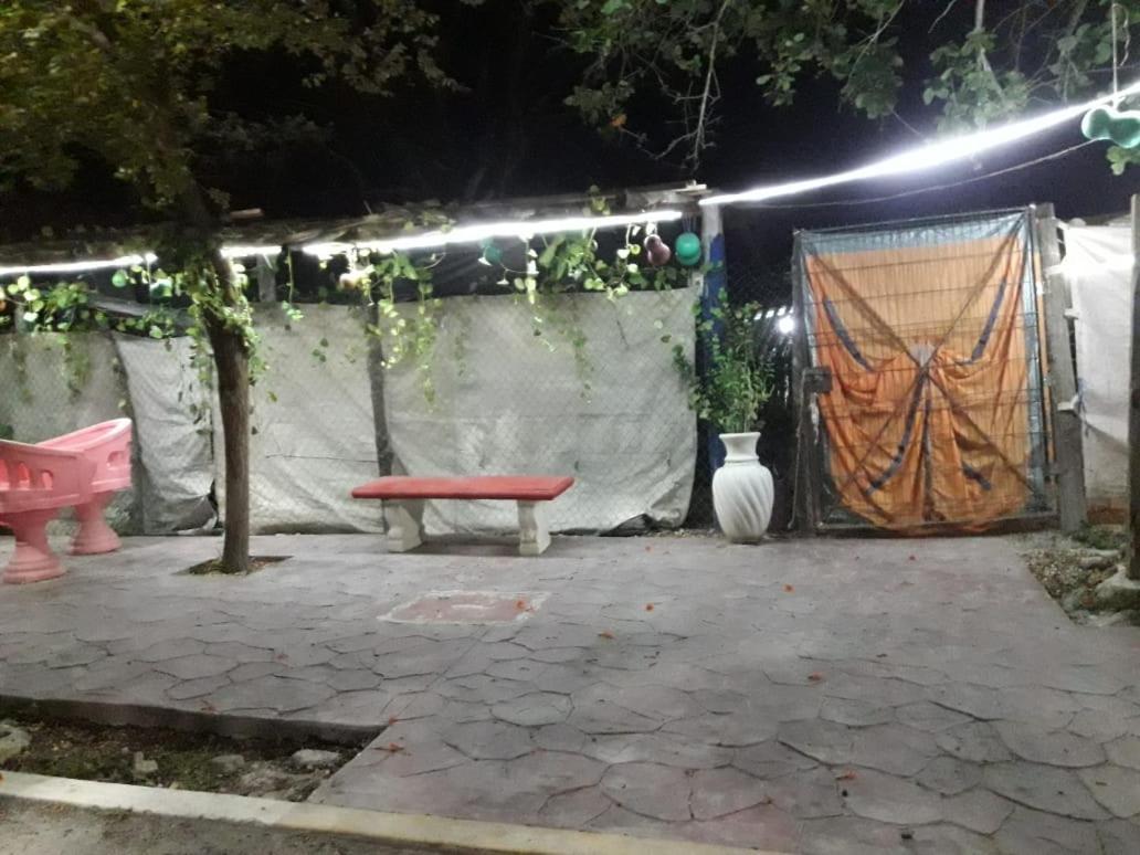 Hostal Y Camping Las G Bacalar Exteriör bild