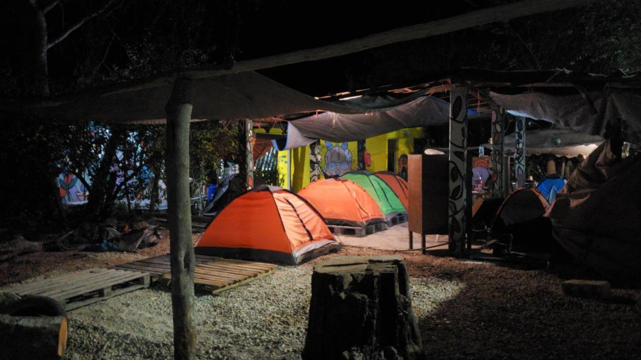 Hostal Y Camping Las G Bacalar Exteriör bild