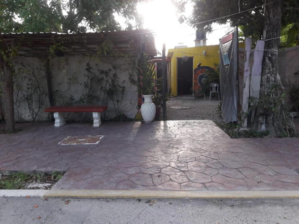 Hostal Y Camping Las G Bacalar Exteriör bild