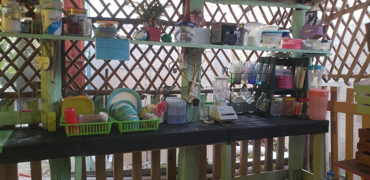 Hostal Y Camping Las G Bacalar Exteriör bild